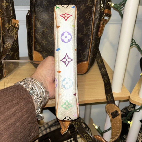 Beautiful Murakami Multi Louis Pouchette - Picture 6 of 8